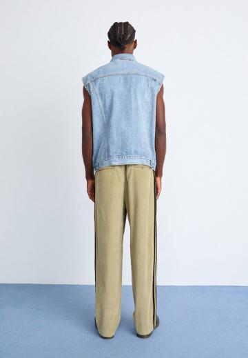 Вельветовые брюки