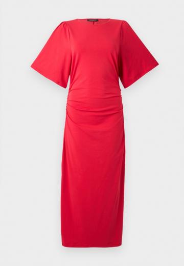 Длинное платье