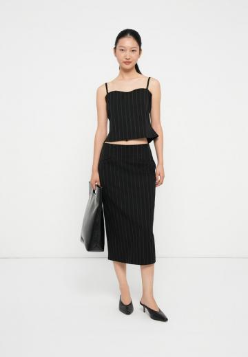 Топ на бретельках