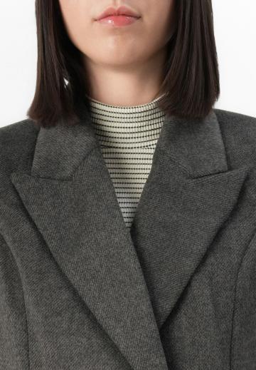 Длинный блейзер