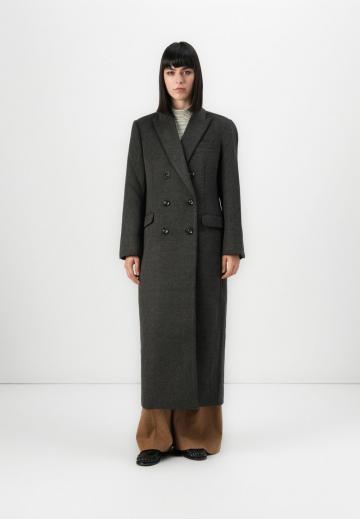 Шерстяное пальто