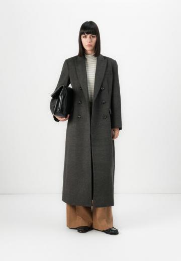 Шерстяное пальто