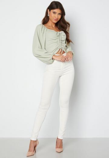 Узкие джинсы