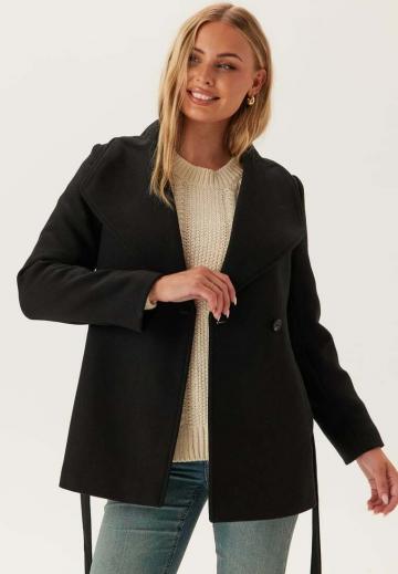 Короткое пальто