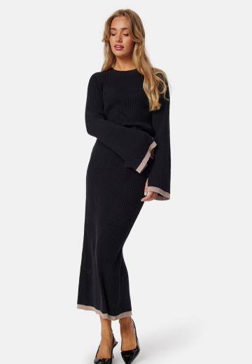 Вязаное платье