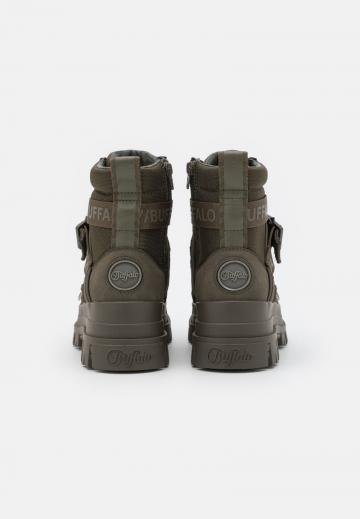 Широкие сапоги