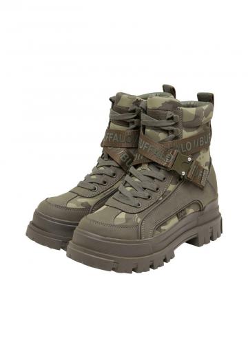 Ботинки на шнуровке