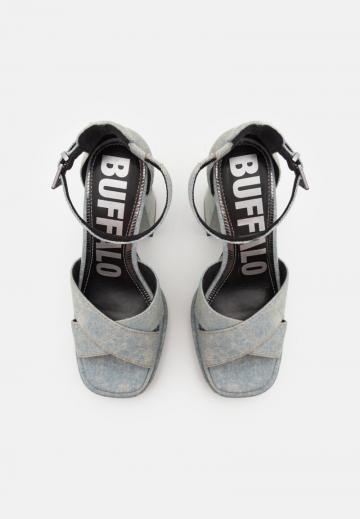 Босоножки на платформе