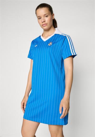 Спортивное платье