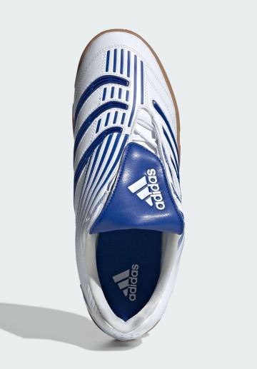 Футбольные бутсы