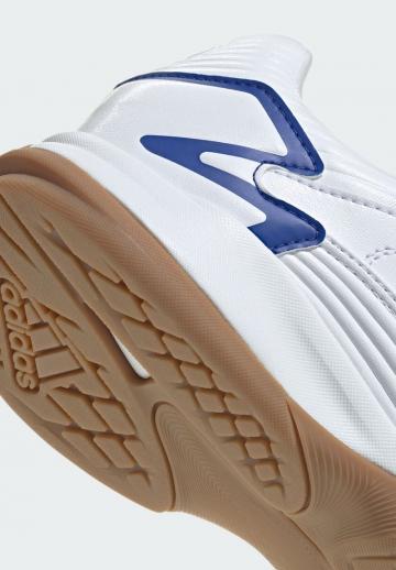 Футбольные бутсы