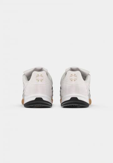 Футбольные бутсы