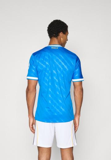 Спортивная форма