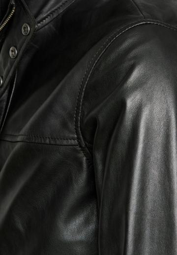 Короткое пальто