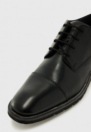 Ботинки на шнуровке