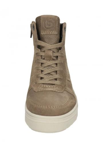 Ботинки на шнуровке