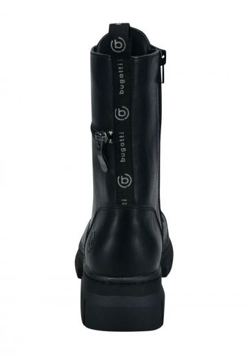 Ботинки на шнуровке