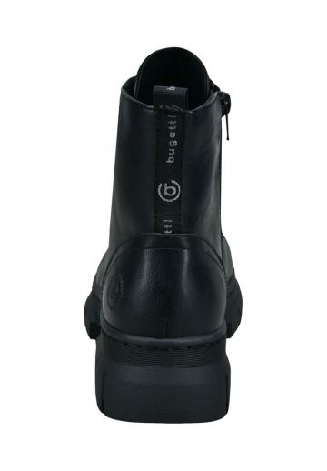 Ботинки на шнуровке