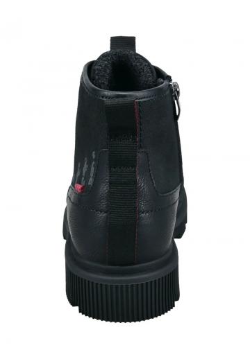 Зимние ботинки