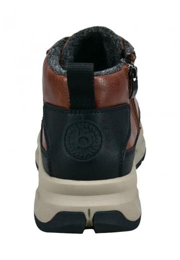 Зимние ботинки