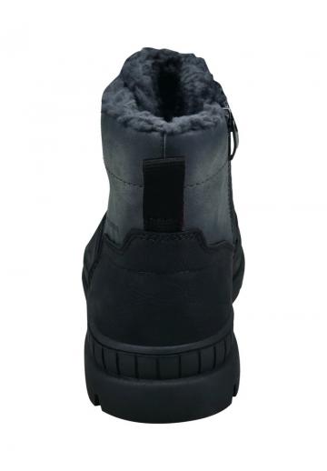 Зимние ботинки