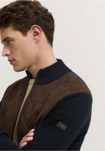 Вязаная кофта