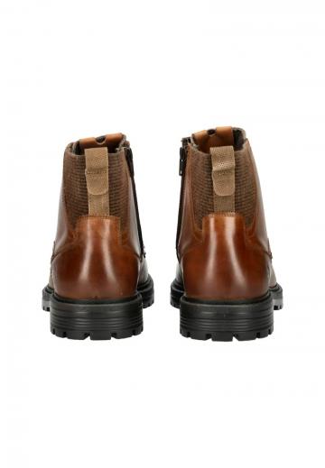 Ботинки на шнуровке