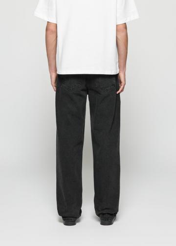 Свободные джинсы