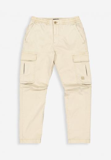 Брюки с накладными карманами