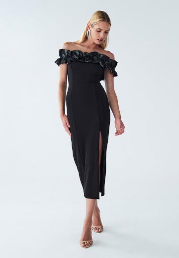 Платье футляр