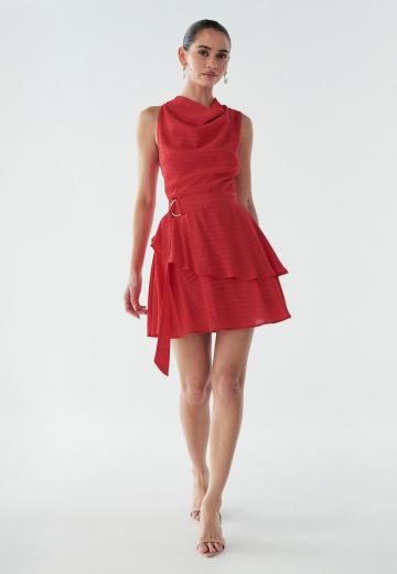 Короткое платье