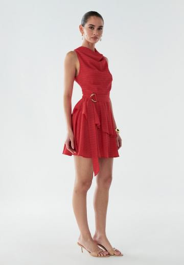 Короткое платье