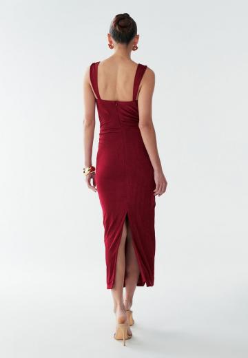 Платье футляр