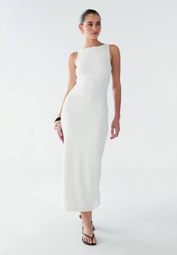 Платье футляр