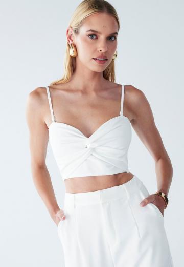 Топ на бретельках