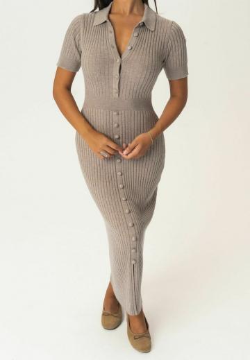 Вязаное платье