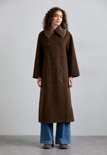 Шерстяное пальто