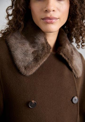 Шерстяное пальто