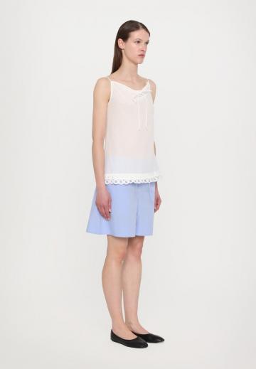 Топ на бретельках