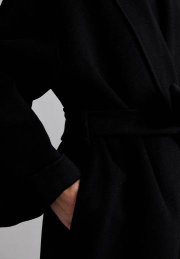 Шерстяное пальто