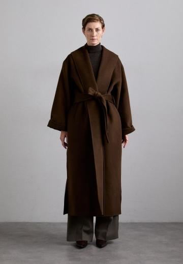 Шерстяное пальто