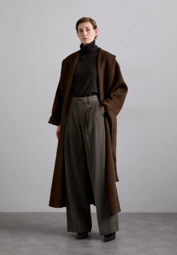 Шерстяное пальто