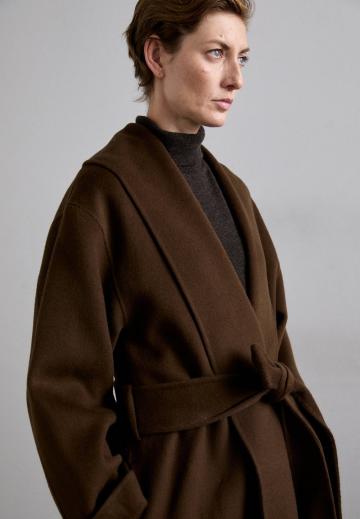 Шерстяное пальто