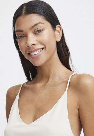 Топ на бретельках