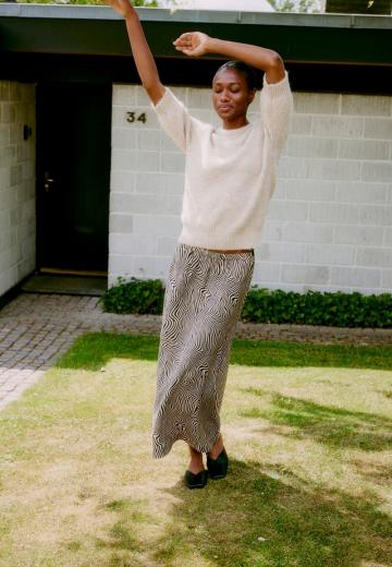 Пуловер с рукавом три четверти