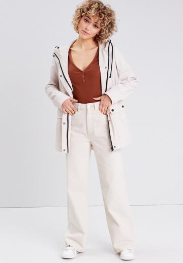 Клешеные джинсы