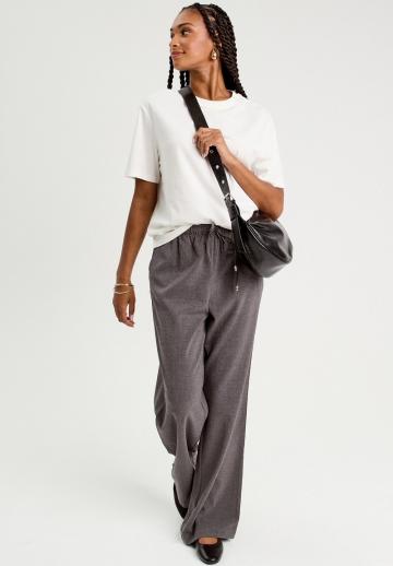 Спортивные штаны