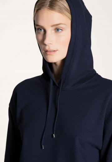 Пуловер с капюшоном