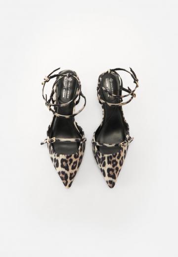 Туфли с ремешком