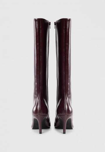 Высокие сапоги